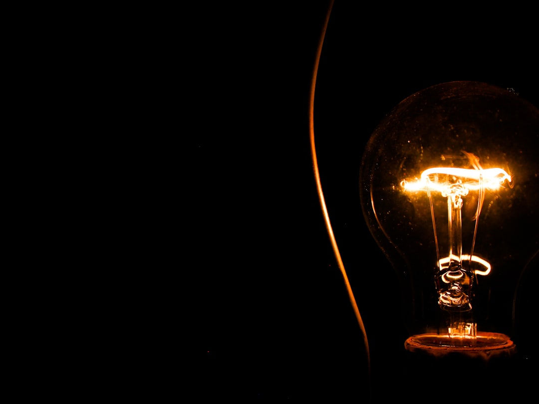 Licht in huis: zo kies je de juiste lamp voor elke ruimte