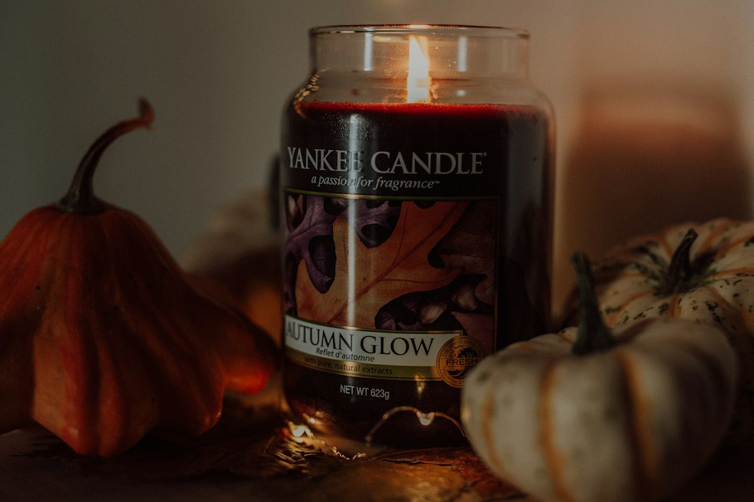 Geurkaars herfst: de beste geuren en waar je op moet letten
