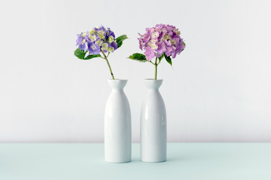 Vaas met bloemen: van klassiek stilleven tot moderne wooninspiratie